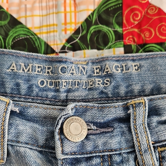 3/$18 American Eagle Light Blue Distressed Jean Shorts - Picture 2 of 3